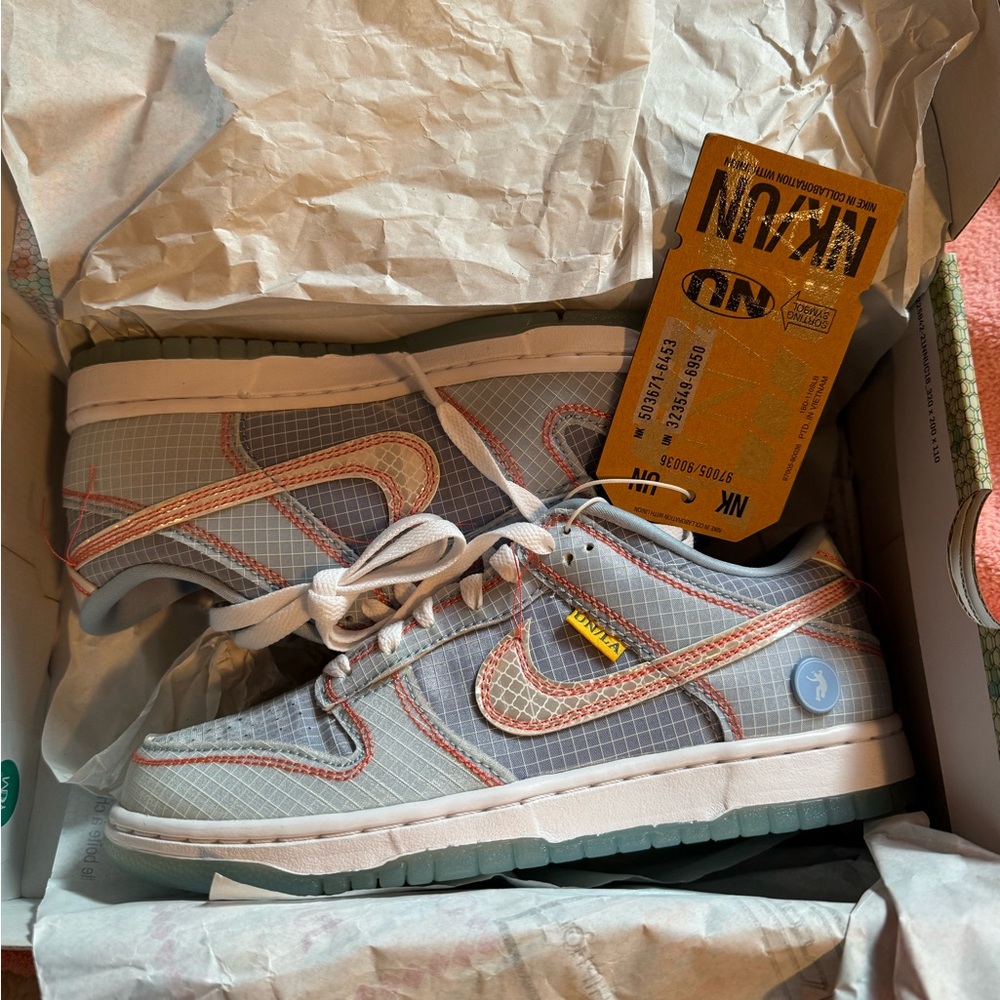 Nike Dunk Low Sneakers
